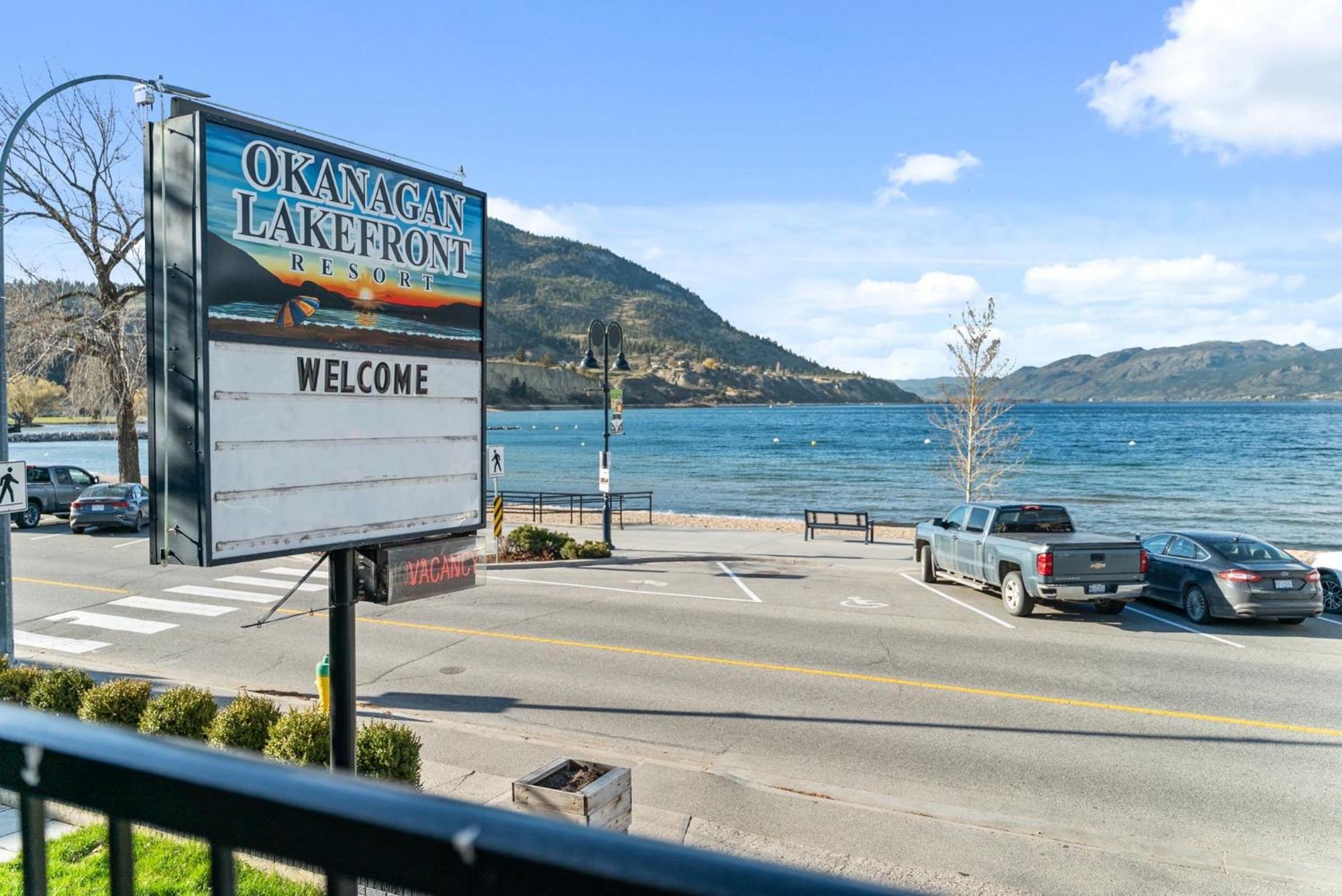 Okanagan Lakefront Resort Penticton Bagian luar foto